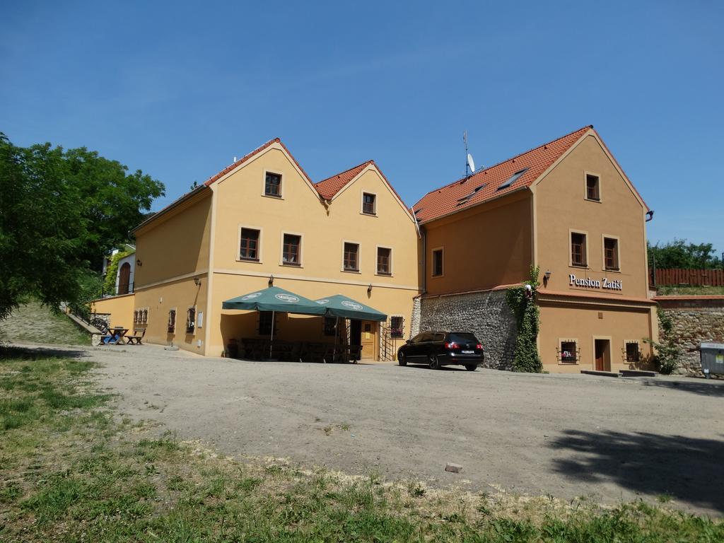 Penzion Zatisi Mikulov Exterior photo